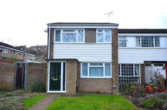 3 Bedroom End of Ter...